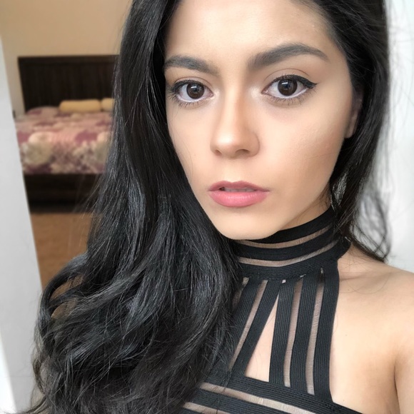 Meet your Posher, Taygra - Picture 2 of 2